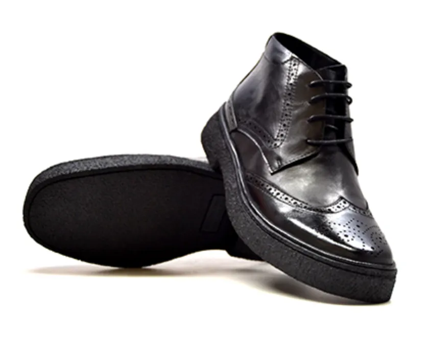 Classic Playboy Wingtip Leather - Timeless Style and Unmatched Comfort