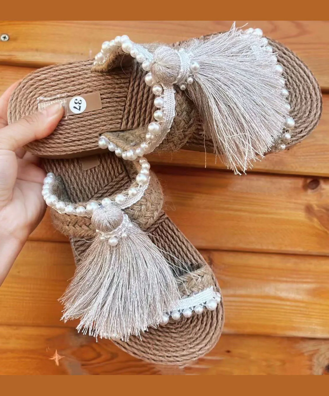 Ethnic Style Tassel Grass Woven Beach Flat Slide Sandals DD1008